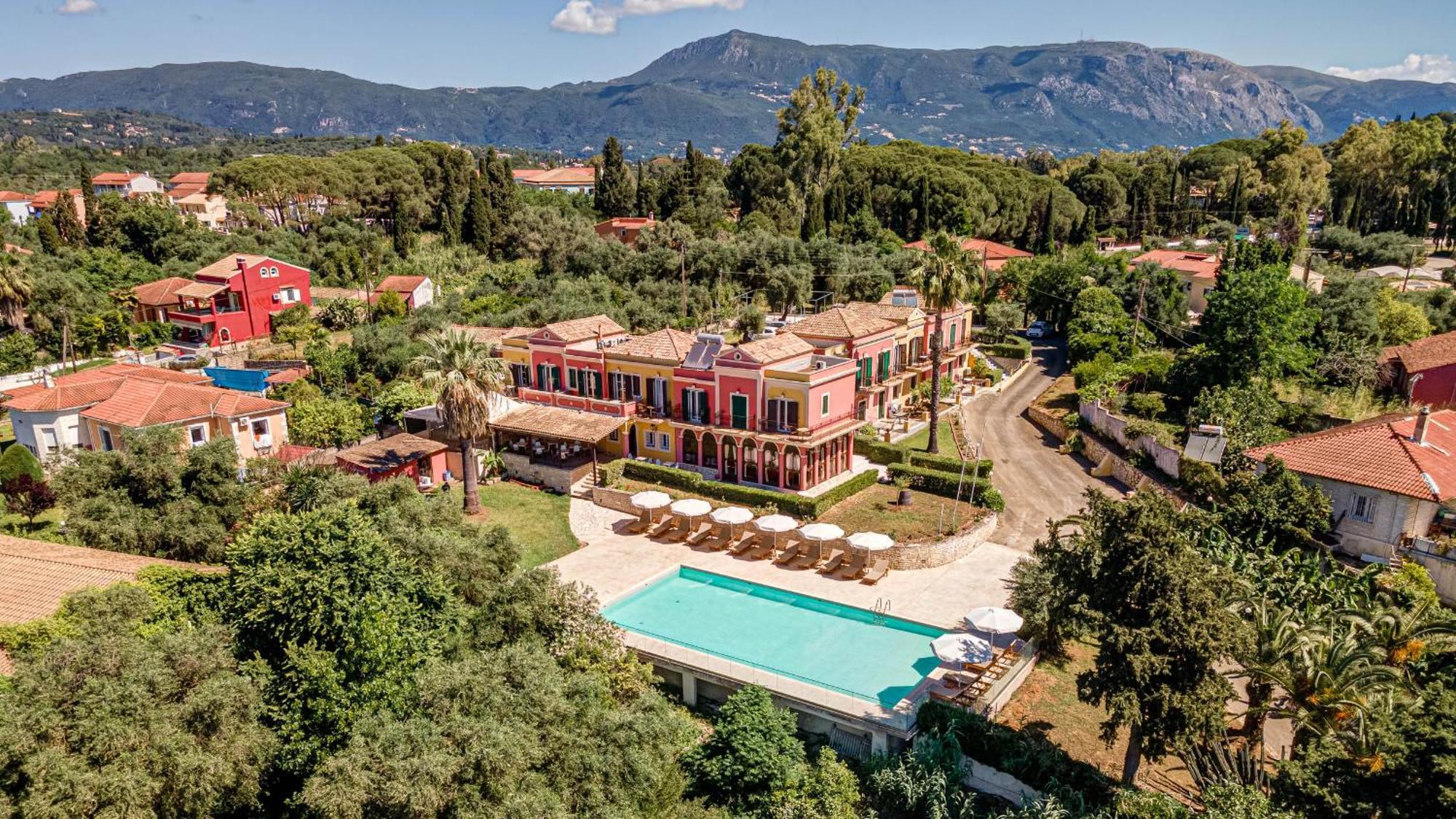 Отель Ionian Arches Гоувия Экстерьер фото